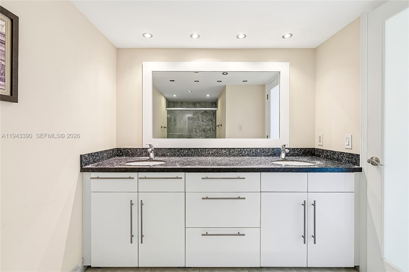 Photo of 1890 Ocean Dr  #1907, Hallandale Beach, Florida, 33009 - 