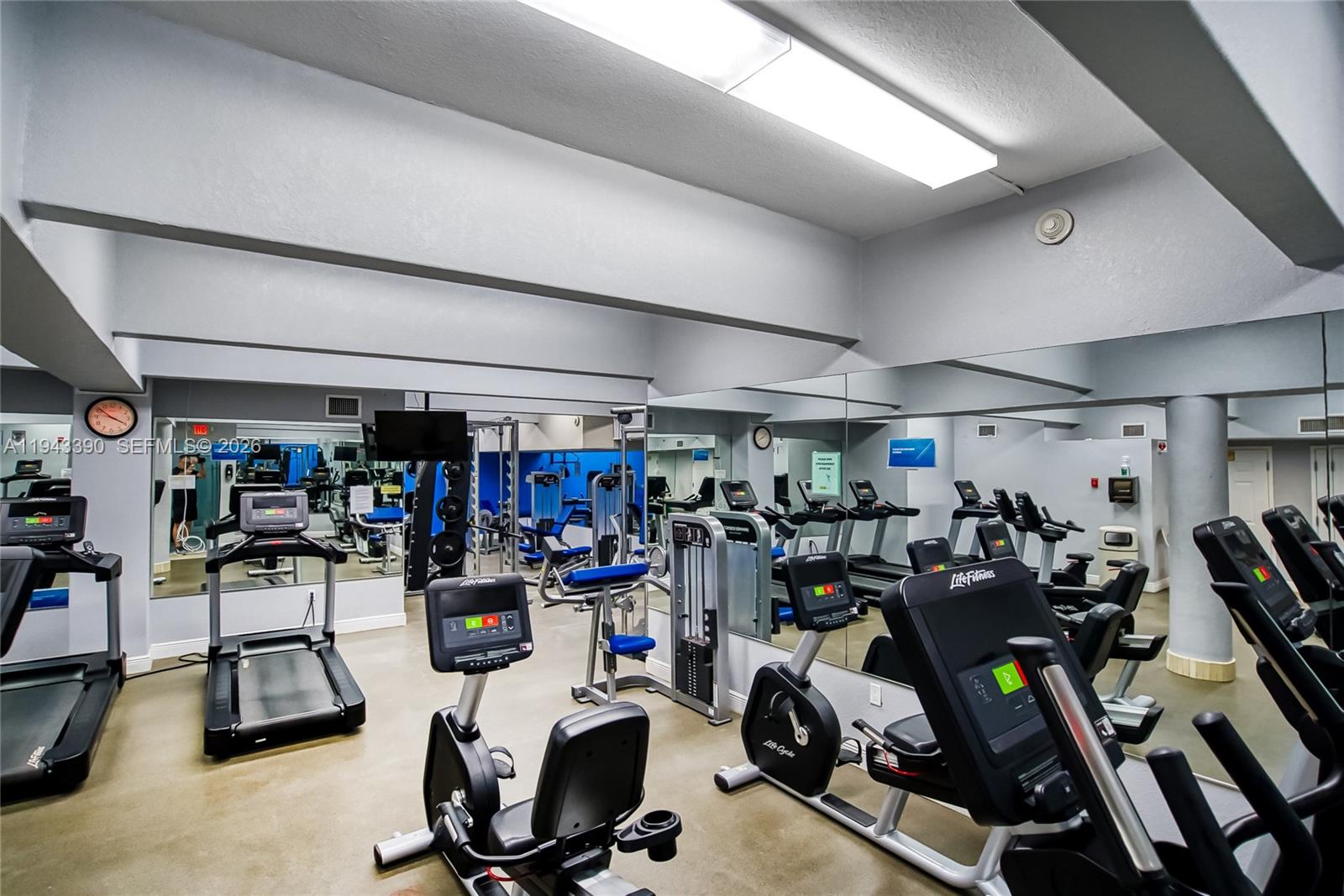 Photo of 1890 Ocean Dr  #1907, Hallandale Beach, Florida, 33009 - 