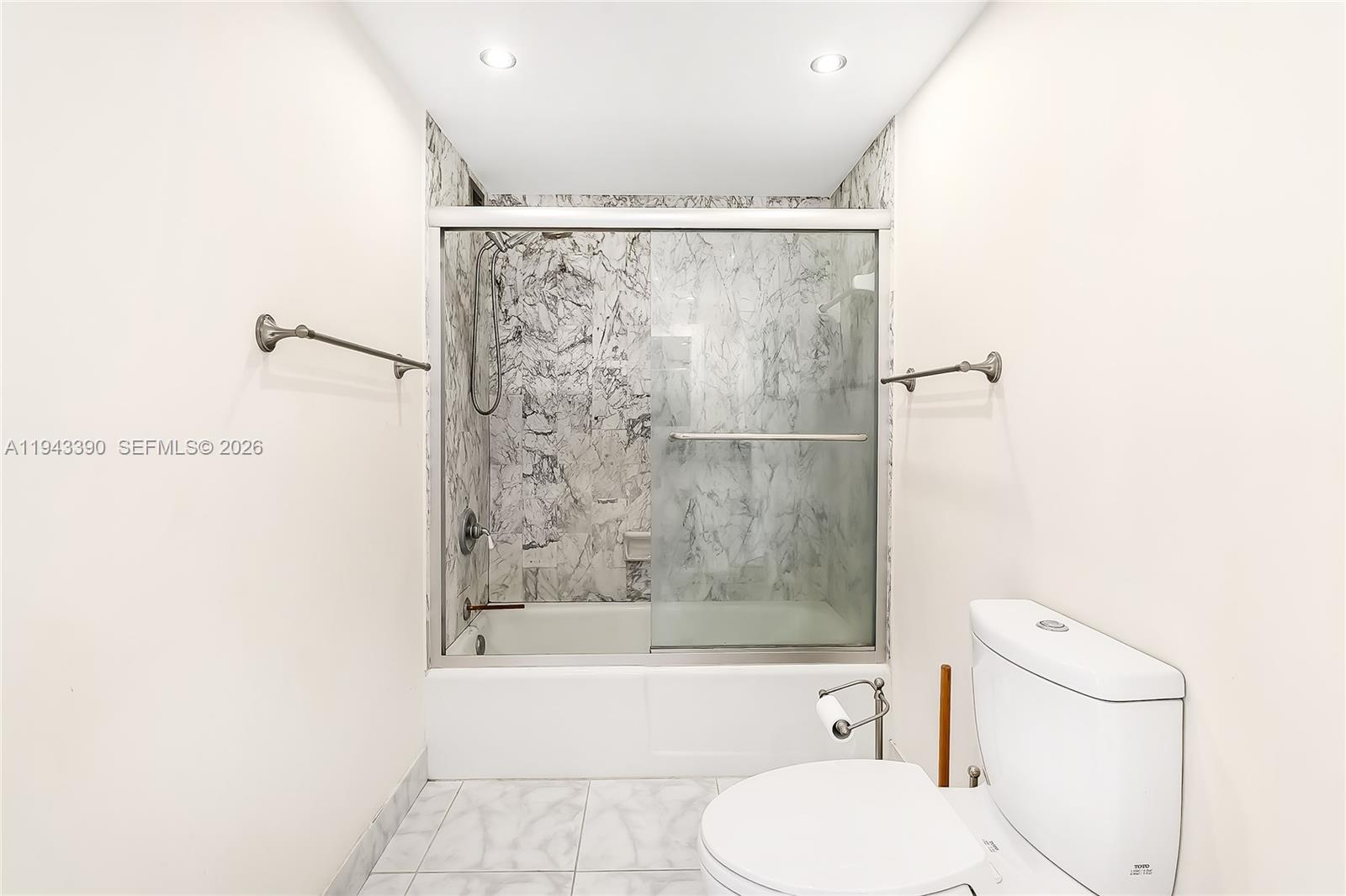 Photo of 1890 Ocean Dr  #1907, Hallandale Beach, Florida, 33009 - 