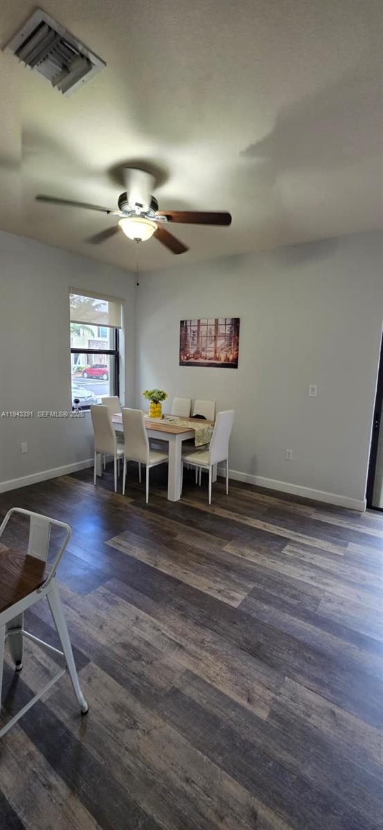 See details 3203 2 / 3 1224 sq. ft. $ 2026-01-12 0 Photo