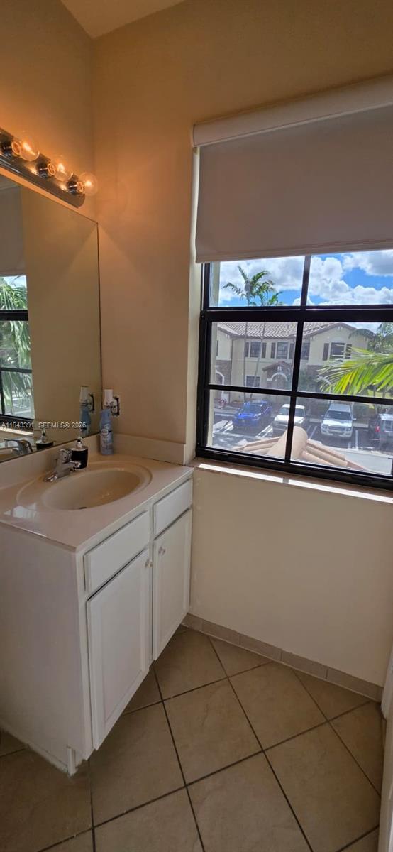 See details 3203 2 / 3 1224 sq. ft. $ 2026-01-12 0 Photo