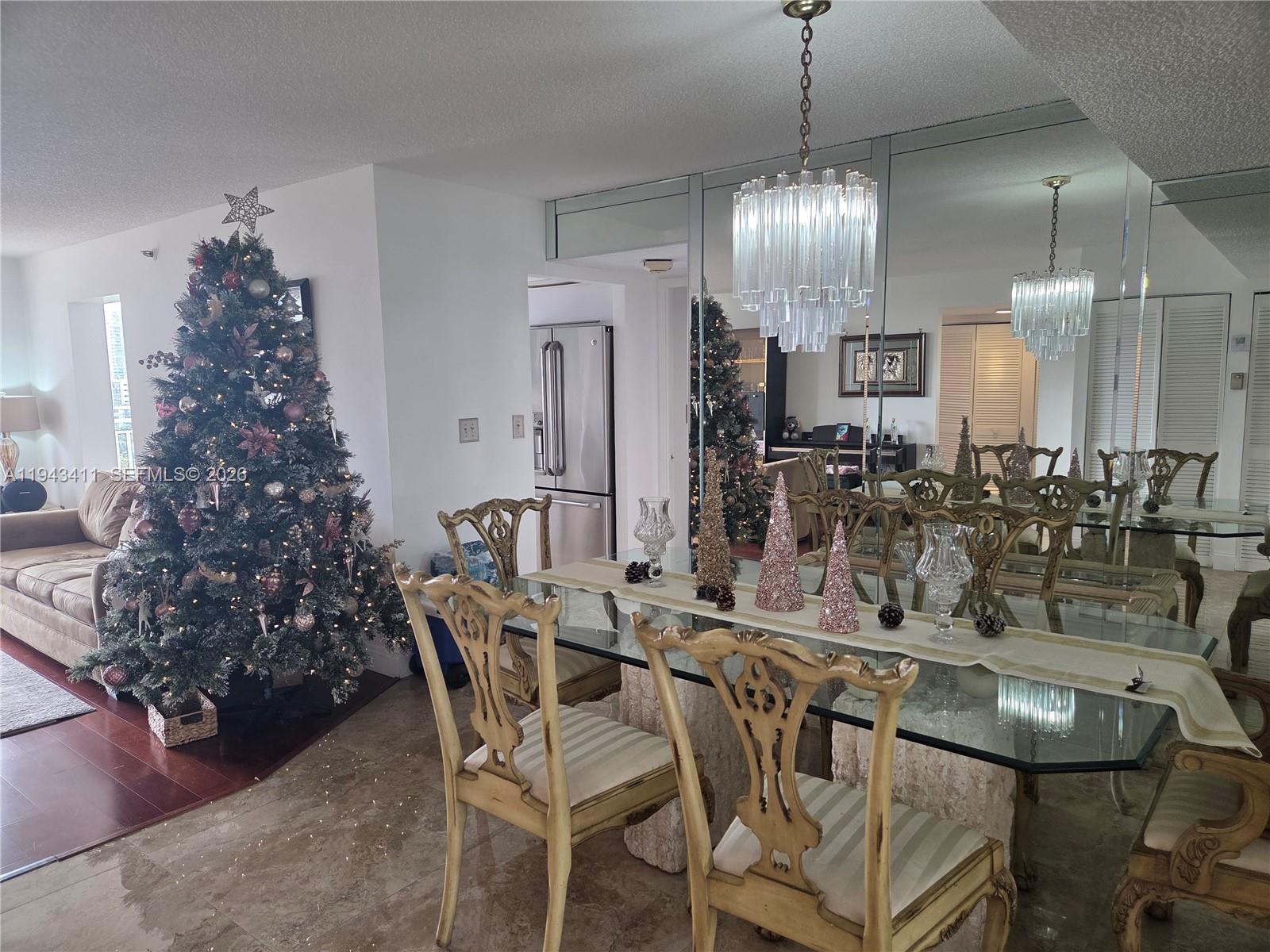 1008 2 / 2 1507 кв.футов $ 2026-01-12 0 Фото