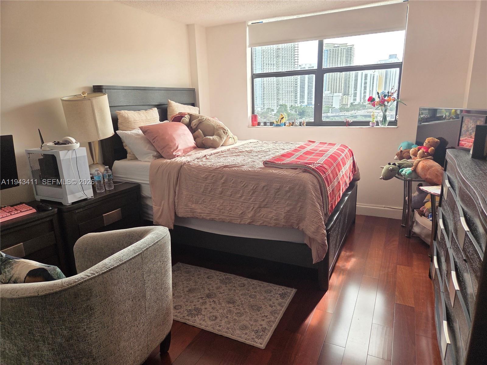 1008 2 / 2 1507 кв.футов $ 2026-01-12 0 Фото