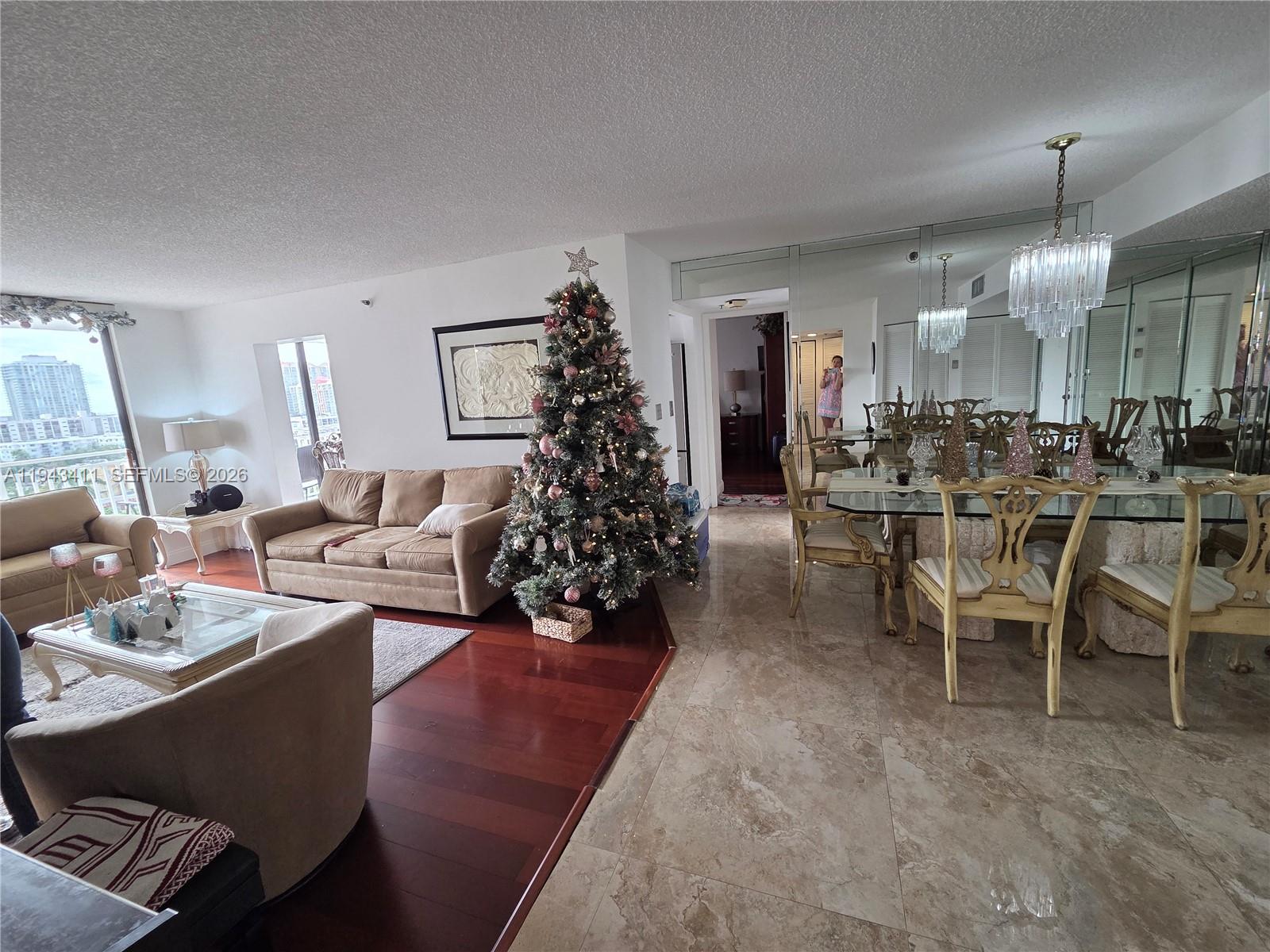 1008 2 / 2 1507 кв.футов $ 2026-01-12 0 Фото