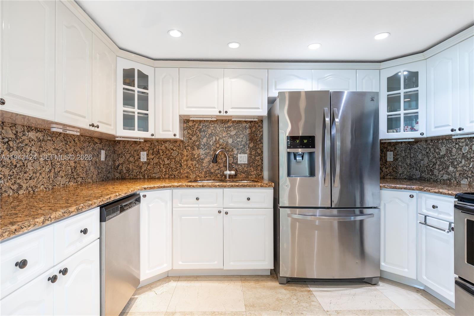 907 2 / 2 1357 кв.футов $ 2026-01-12 0 Фото