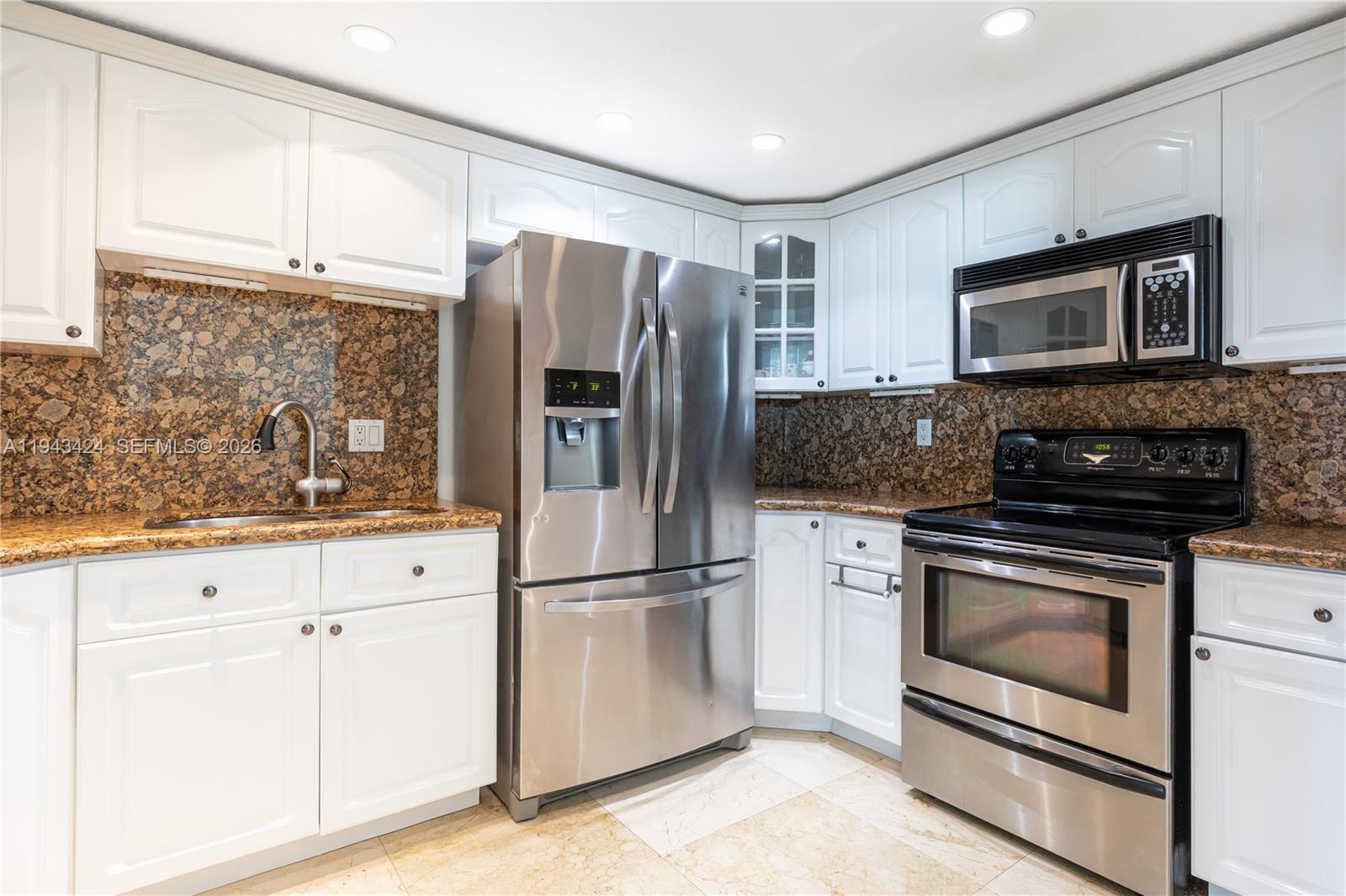 907 2 / 2 1357 кв.футов $ 2026-01-12 0 Фото