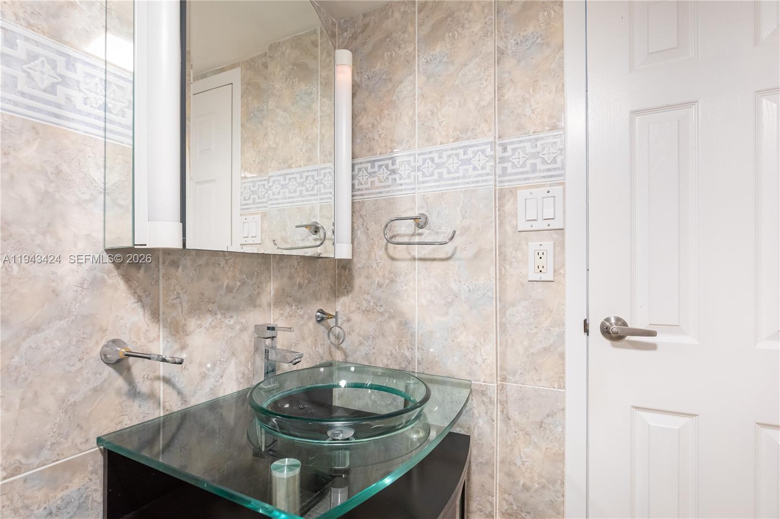 907 2 / 2 1357 кв.футов $ 2026-01-12 0 Фото