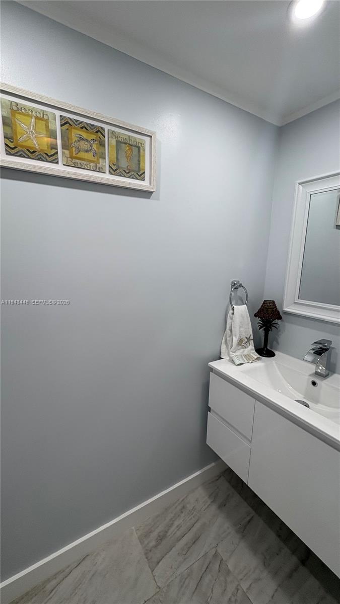 Photo of 808 27th Ave  (808), Hallandale Beach, Florida, 33009 - 