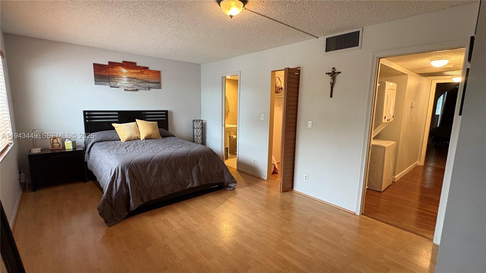 Photo of 808 27th Ave  (808), Hallandale Beach, Florida, 33009 - 