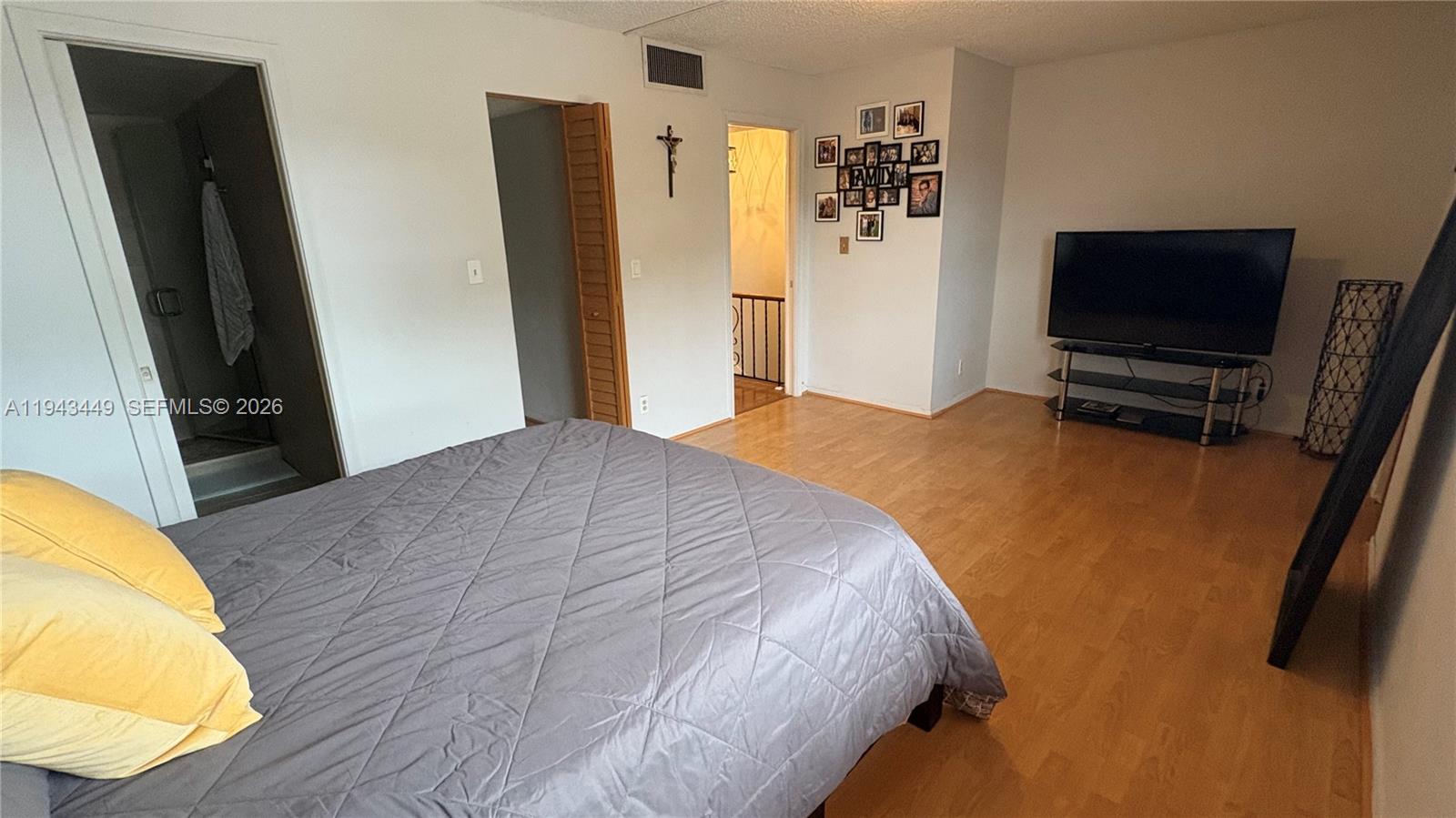 Photo of 808 27th Ave  (808), Hallandale Beach, Florida, 33009 - 