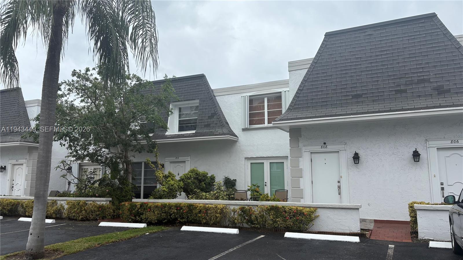 Photo of 808 27th Ave  (808), Hallandale Beach, Florida, 33009 - 