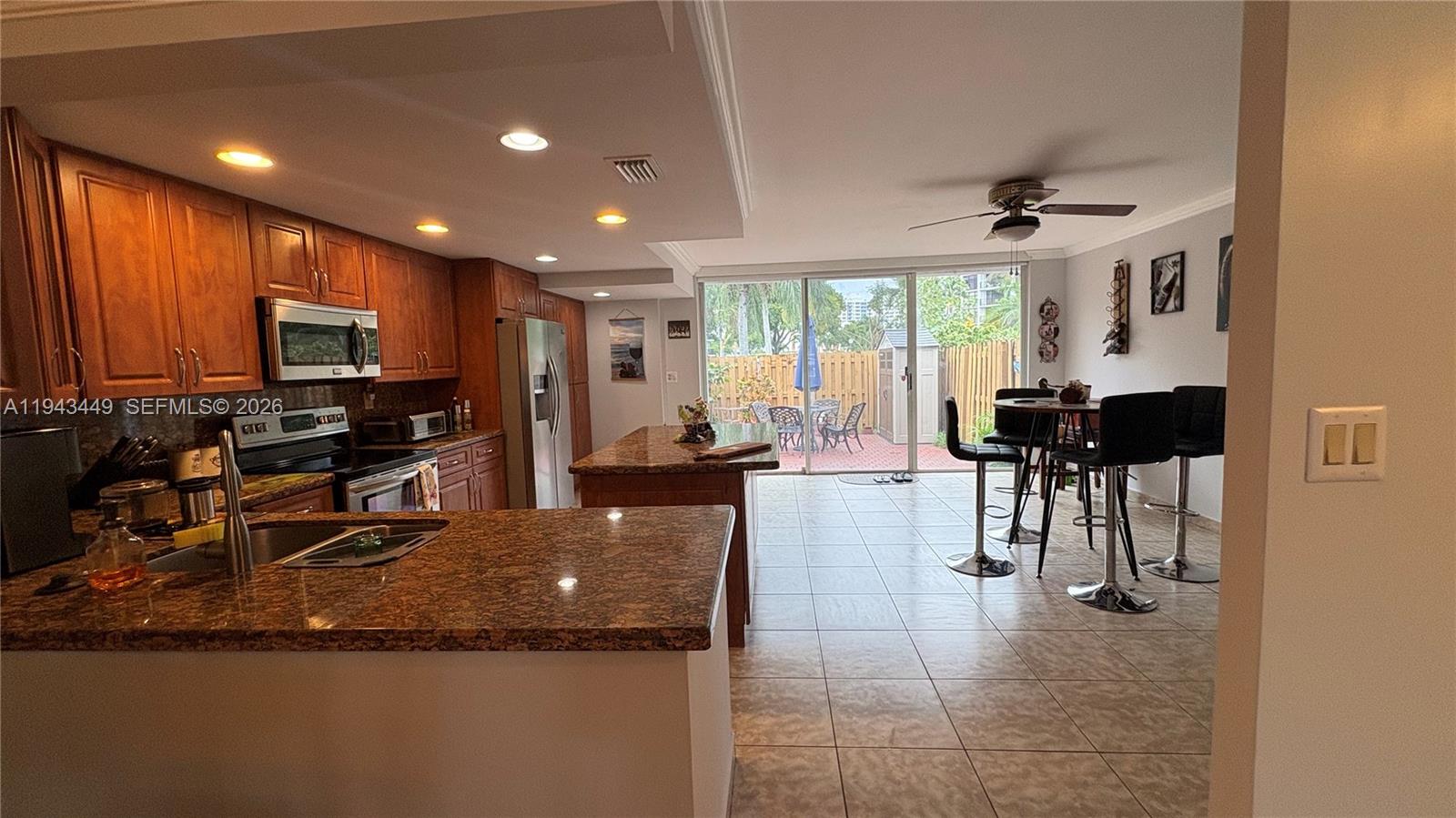 Photo of 808 27th Ave  (808), Hallandale Beach, Florida, 33009 - 