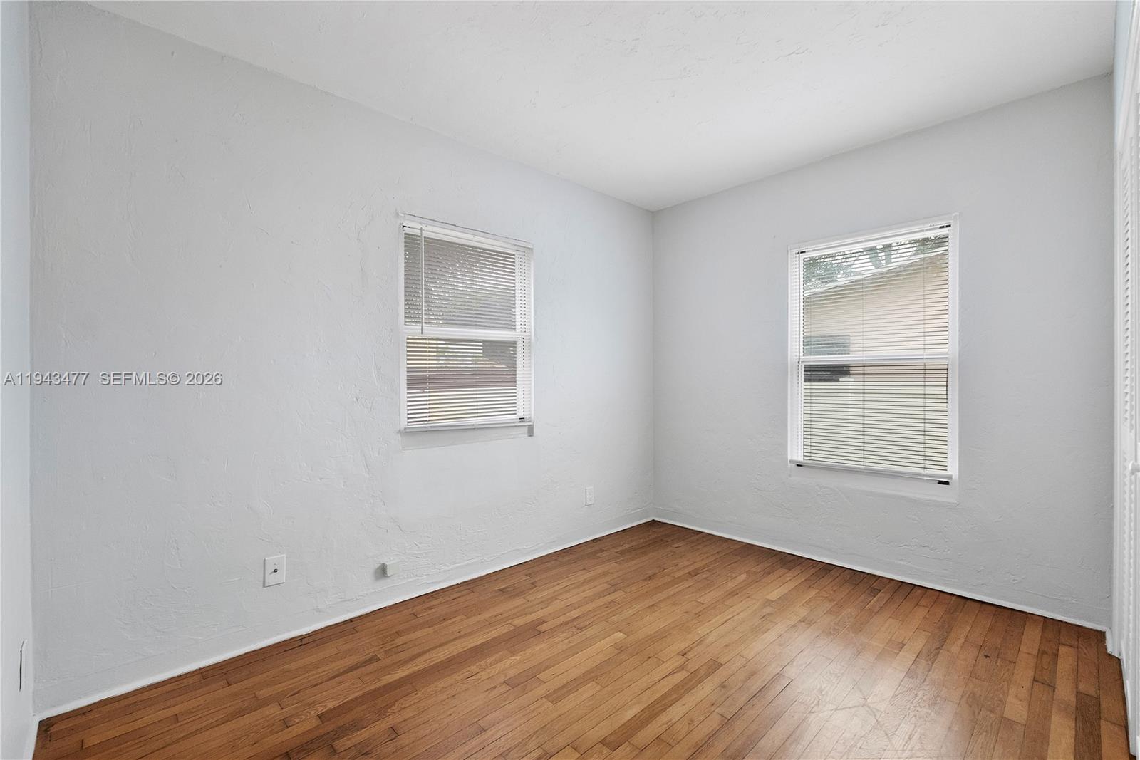   /  1600 кв.футов $ 2026-01-12 0 Фото