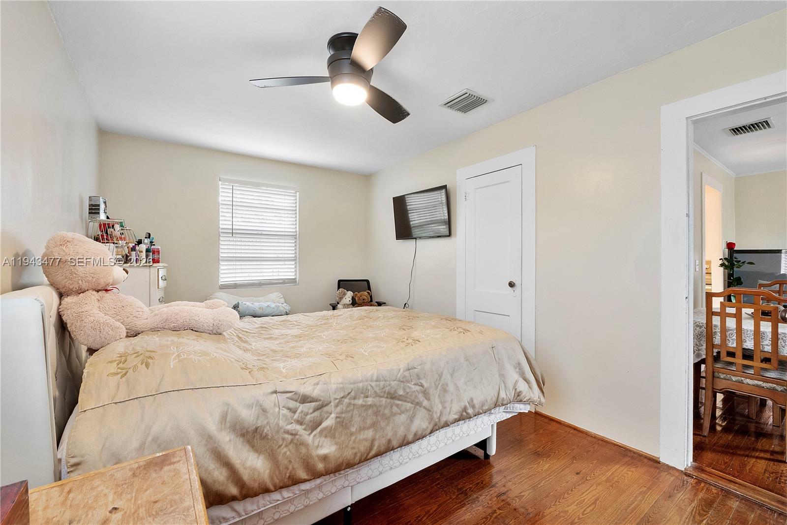   /  1600 кв.футов $ 2026-01-12 0 Фото