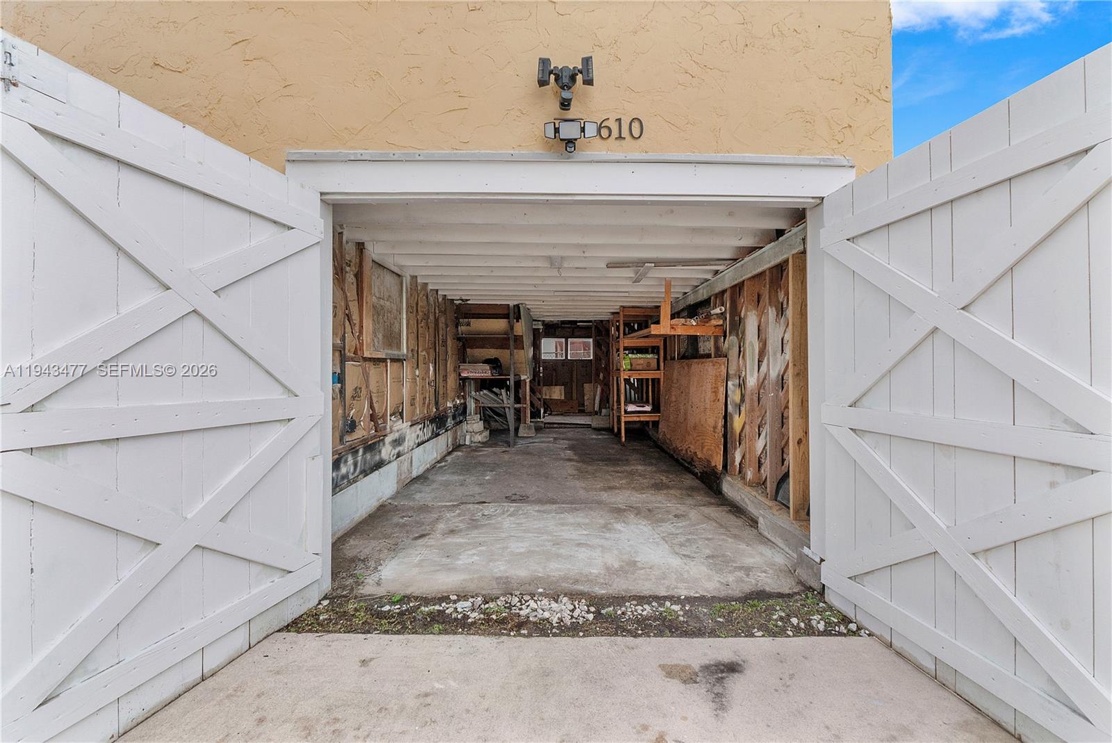   /  1600 кв.футов $ 2026-01-12 0 Фото