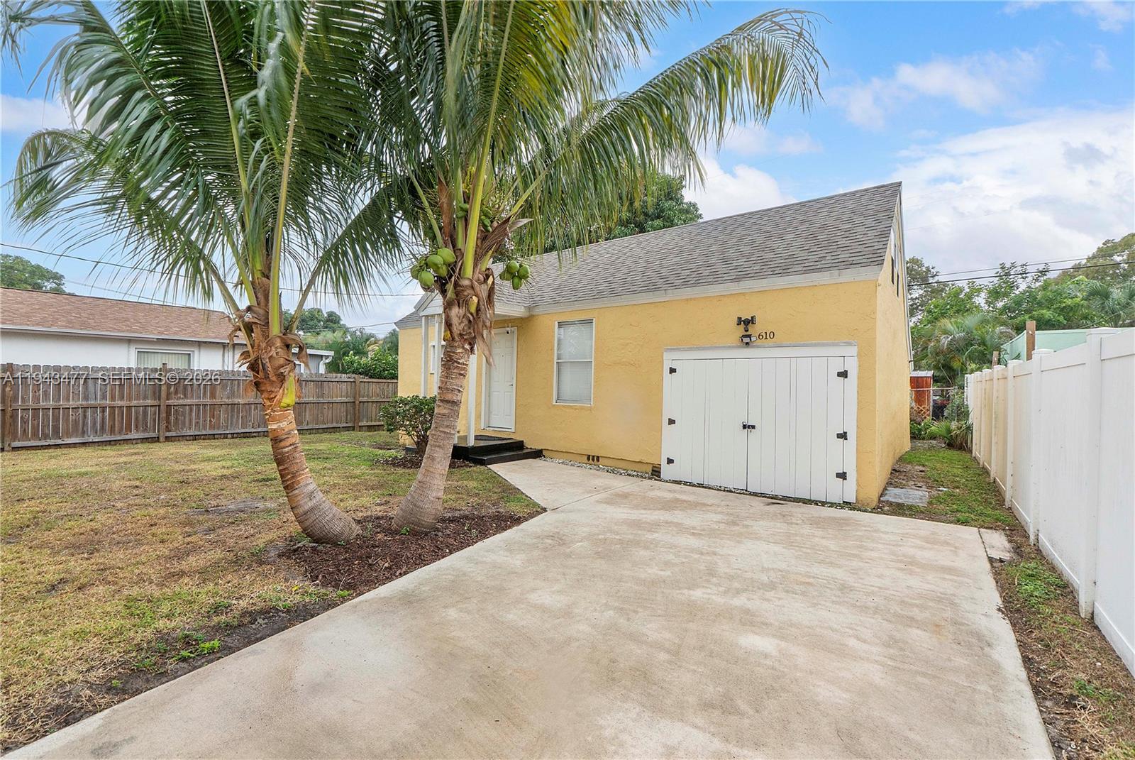   /  1600 кв.футов $ 2026-01-12 0 Фото