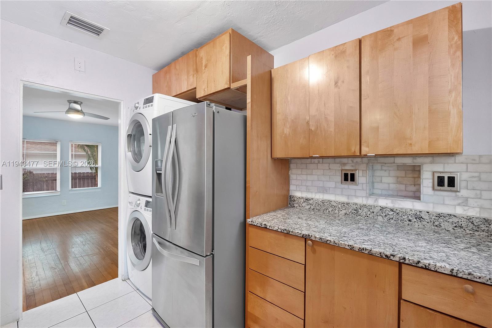   /  1600 кв.футов $ 2026-01-12 0 Фото