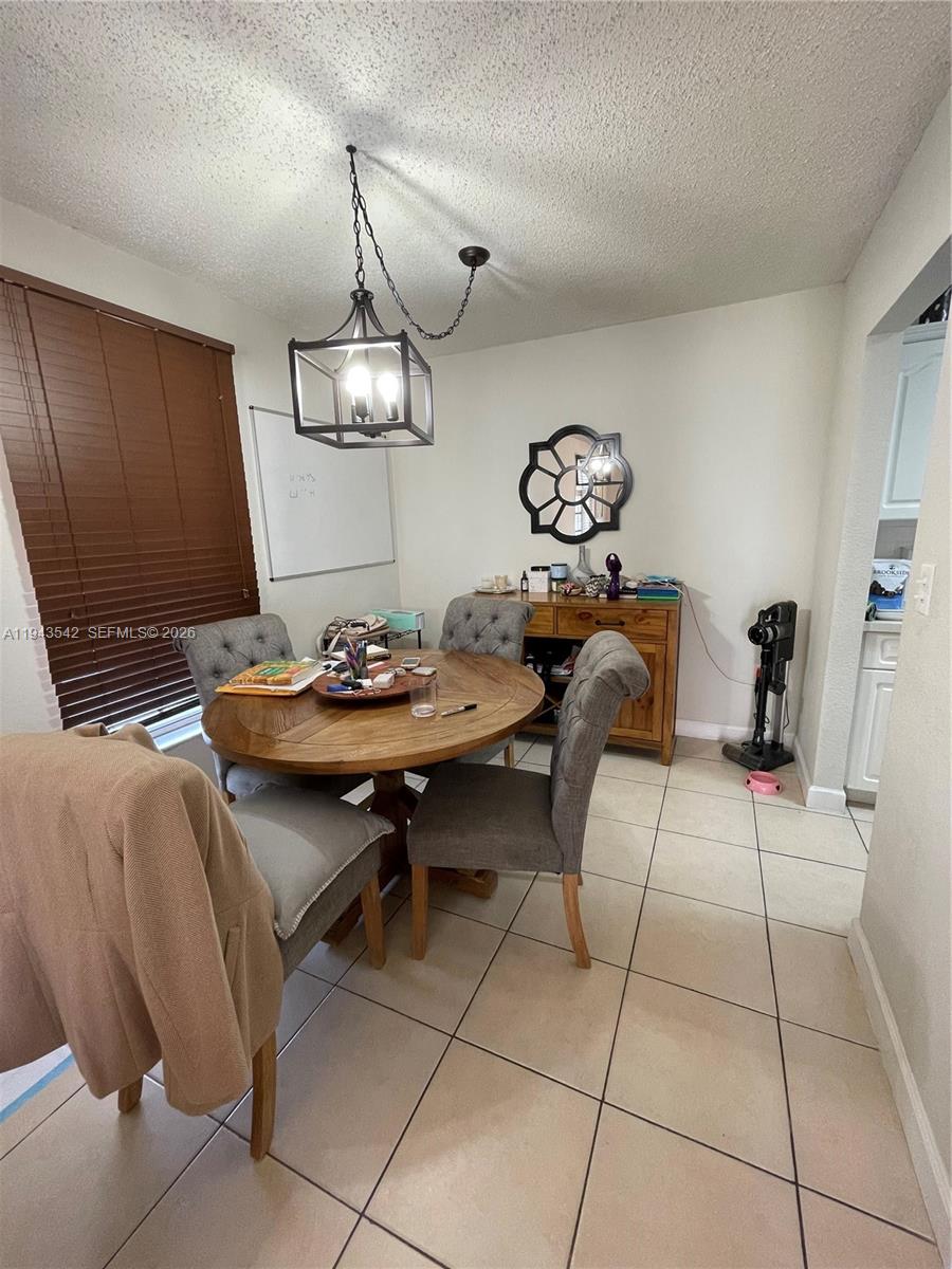   /  2752 кв.футов $ 2026-01-12 0 Фото