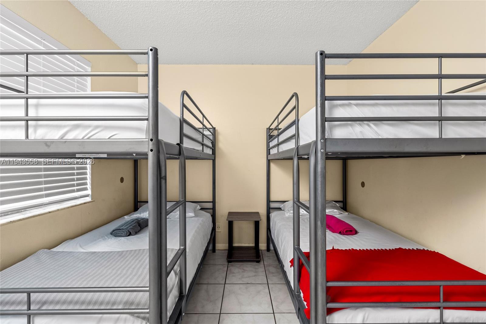   /  2550 sq. ft. $ 2026-01-12 0 Photo