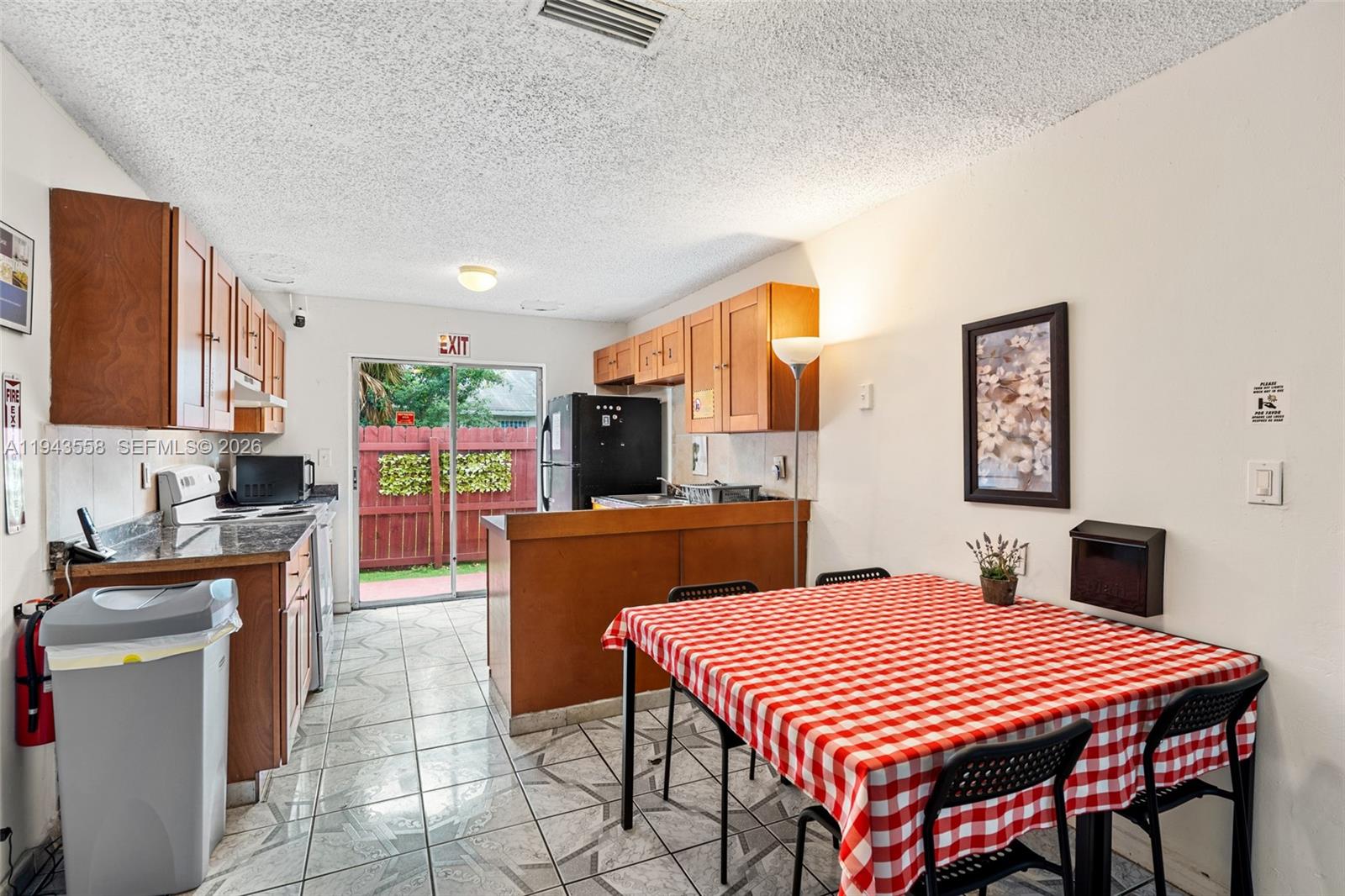   /  2550 sq. ft. $ 2026-01-12 0 Photo