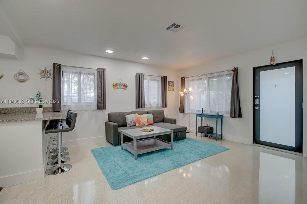   /  1945 sq. ft. $ 2026-01-12 0 Photo