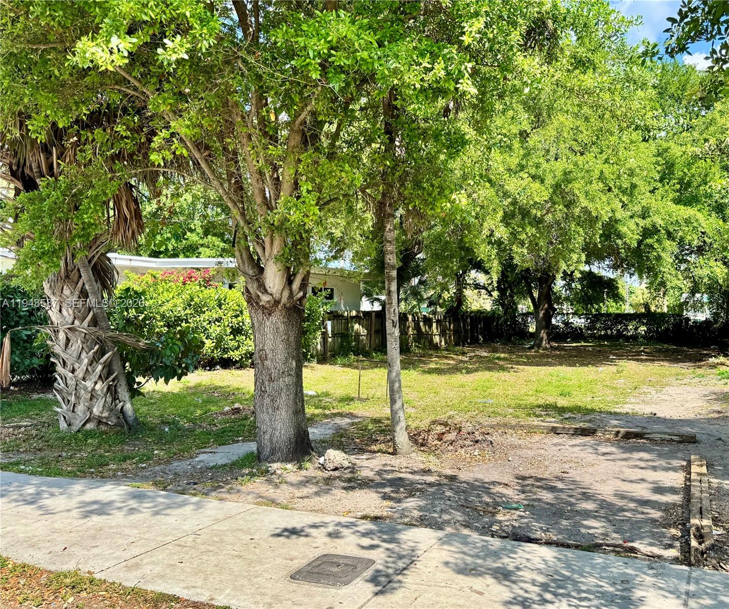   /   sq. ft. $ 2026-04-03 0 Photo