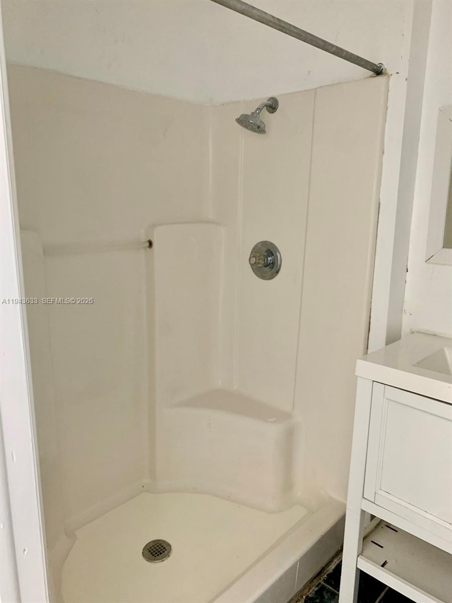   /   кв.футов $ 2026-01-12 0 Фото