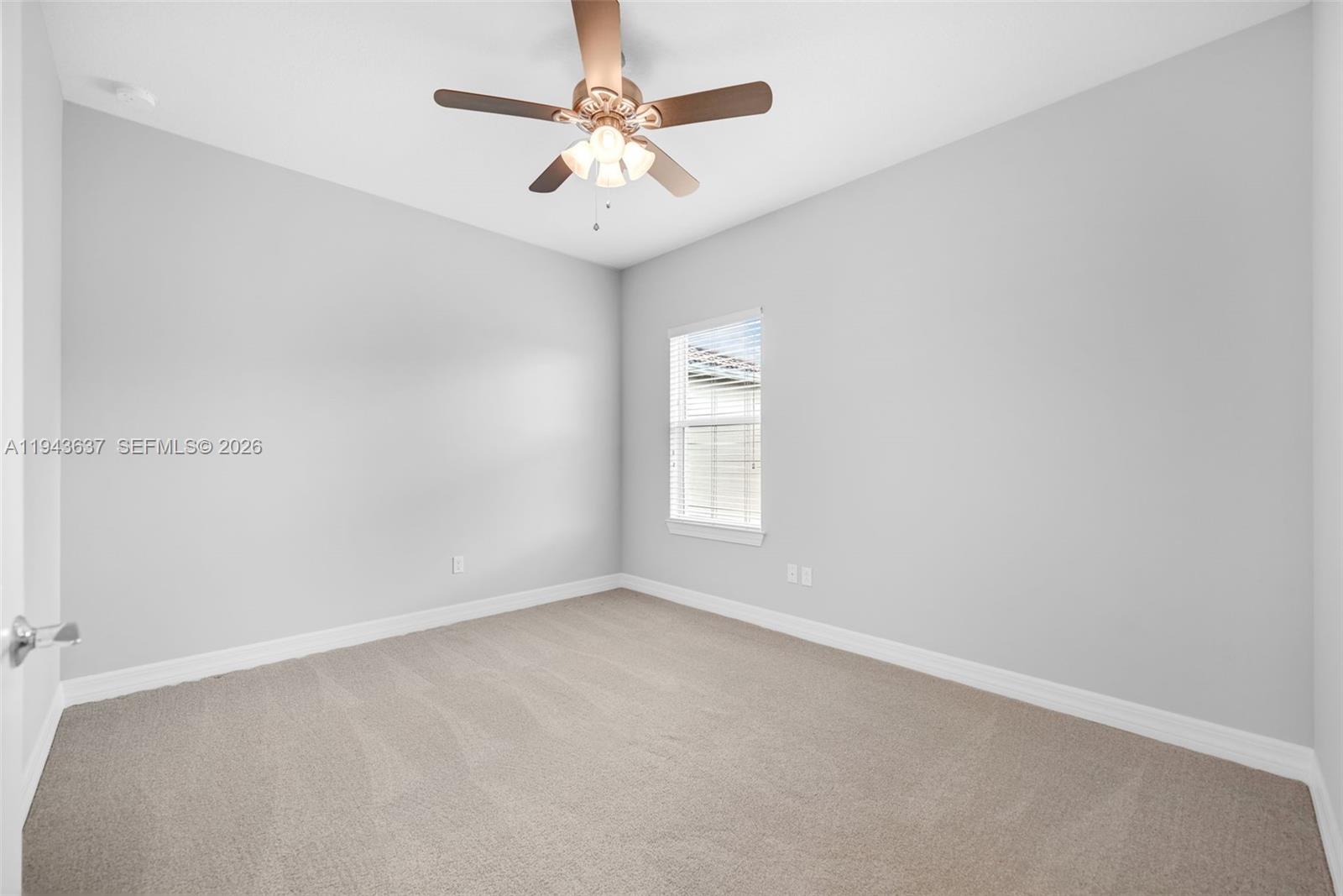 964 3 / 3 1881 кв.футов $ 2026-01-12 0 Фото