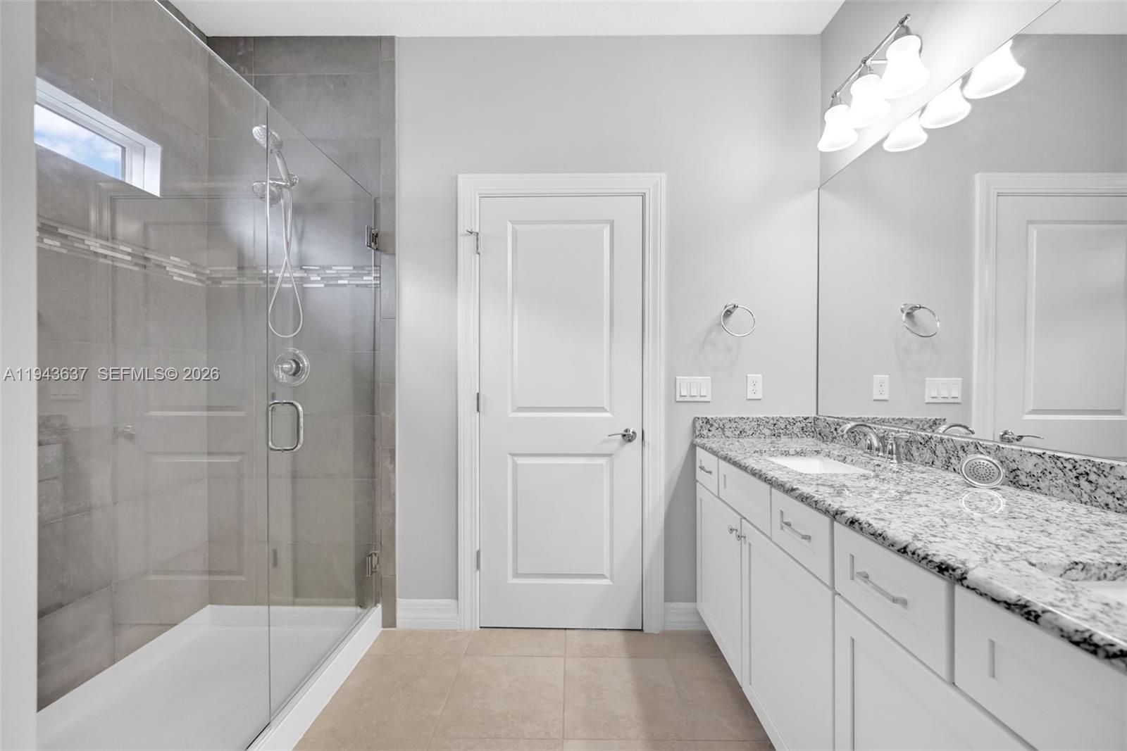 964 3 / 3 1881 кв.футов $ 2026-01-12 0 Фото