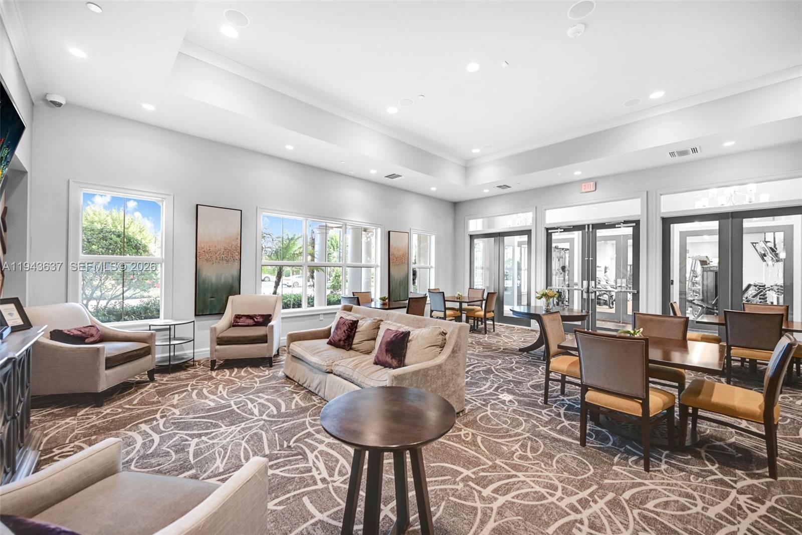 964 3 / 3 1881 кв.футов $ 2026-01-12 0 Фото