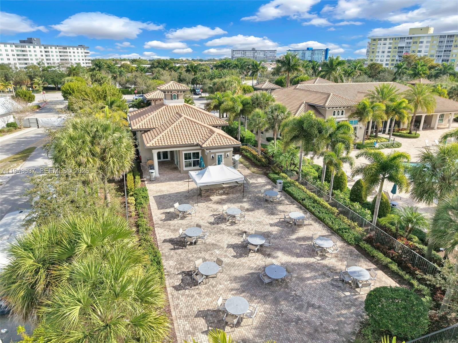 964 3 / 3 1881 кв.футов $ 2026-01-12 0 Фото