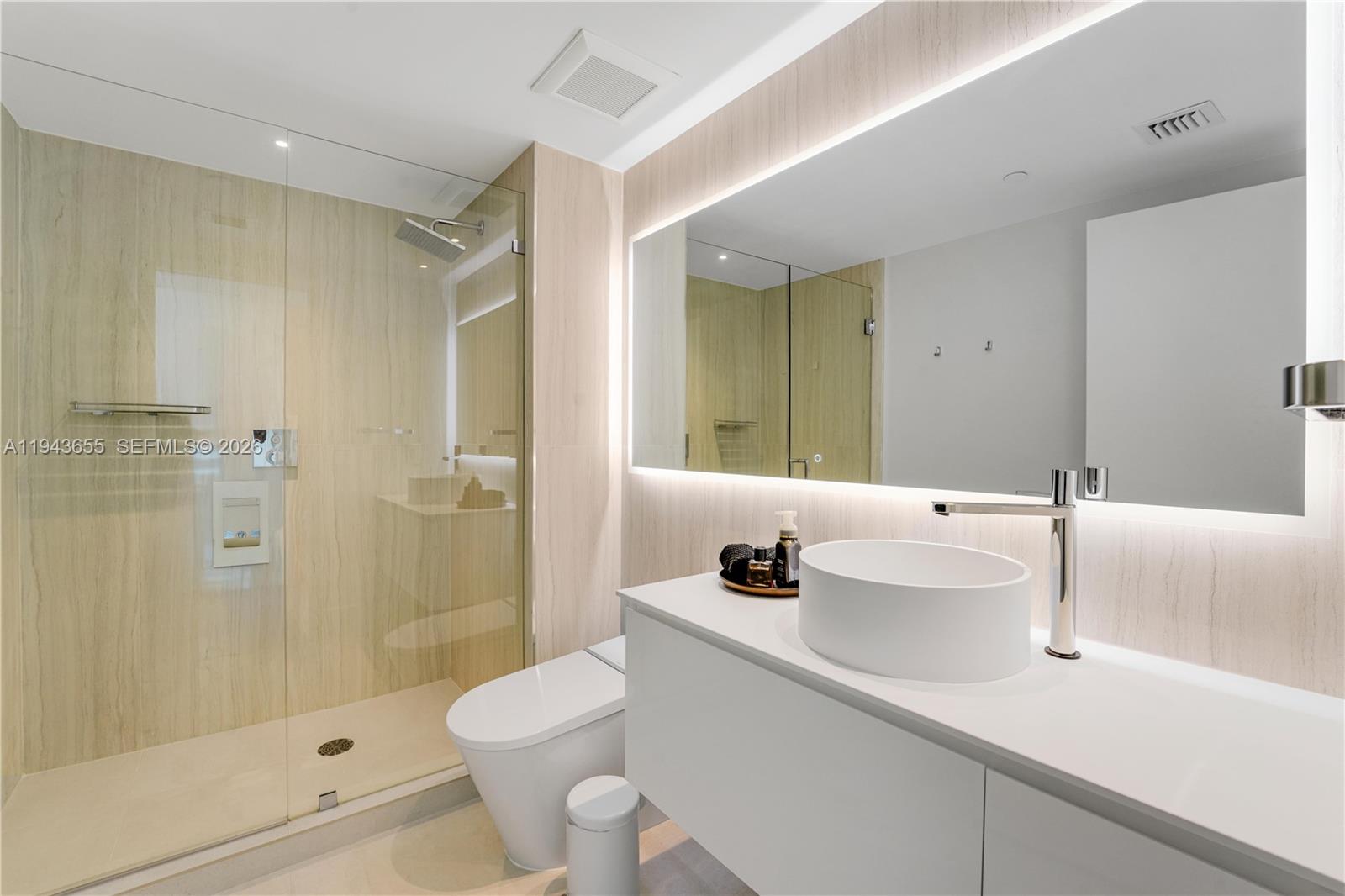 Photo of 3301 183rd St  #3101, Aventura, Florida, 33160 - 