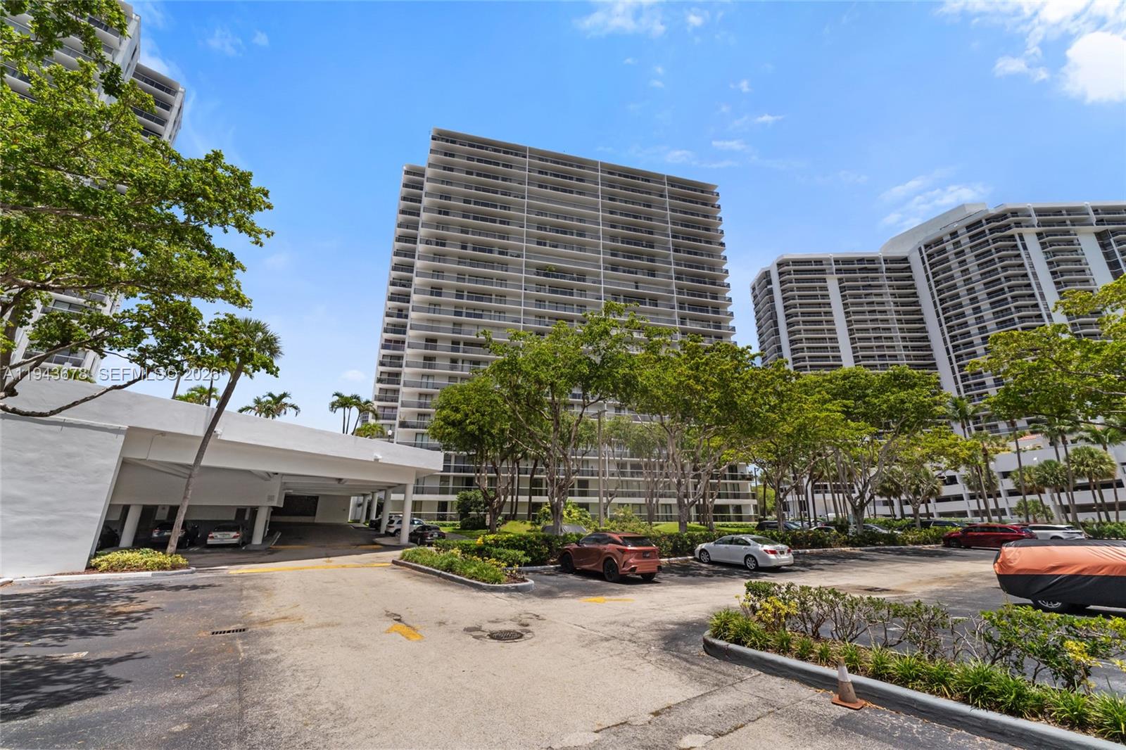Photo of 3731 country Club DR #921, Aventura, Florida, 33180 -