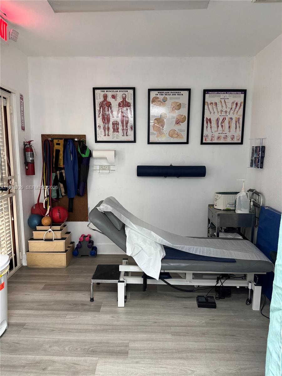   /   sq. ft. $ 2026-01-12 0 foto