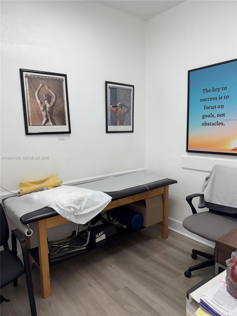   /   sq. ft. $ 2026-01-12 0 foto