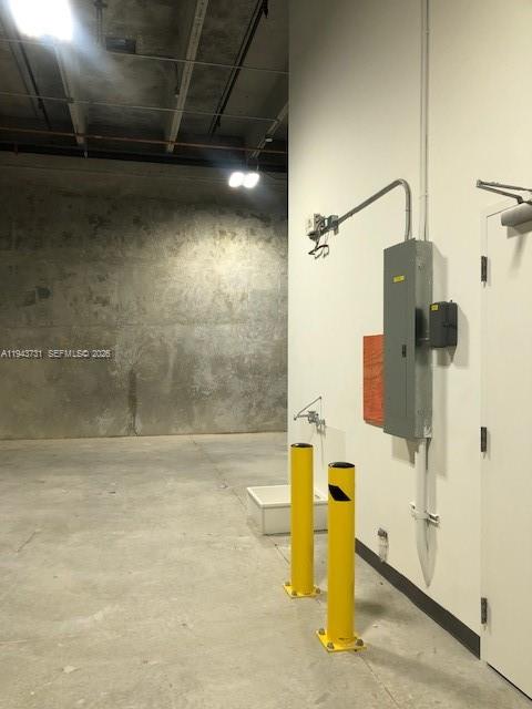 161  /   sq. ft. $ 2026-01-12 0 foto