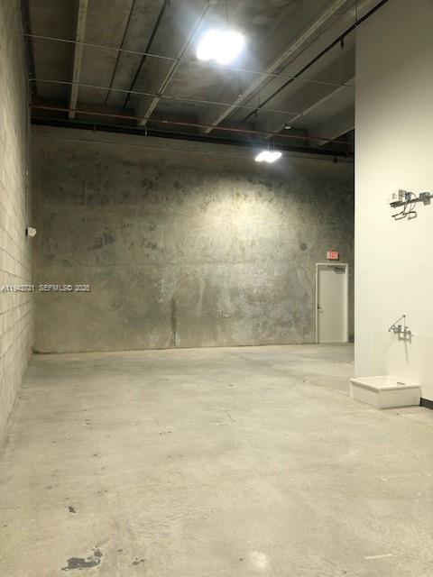 161  /   sq. ft. $ 2026-01-12 0 foto