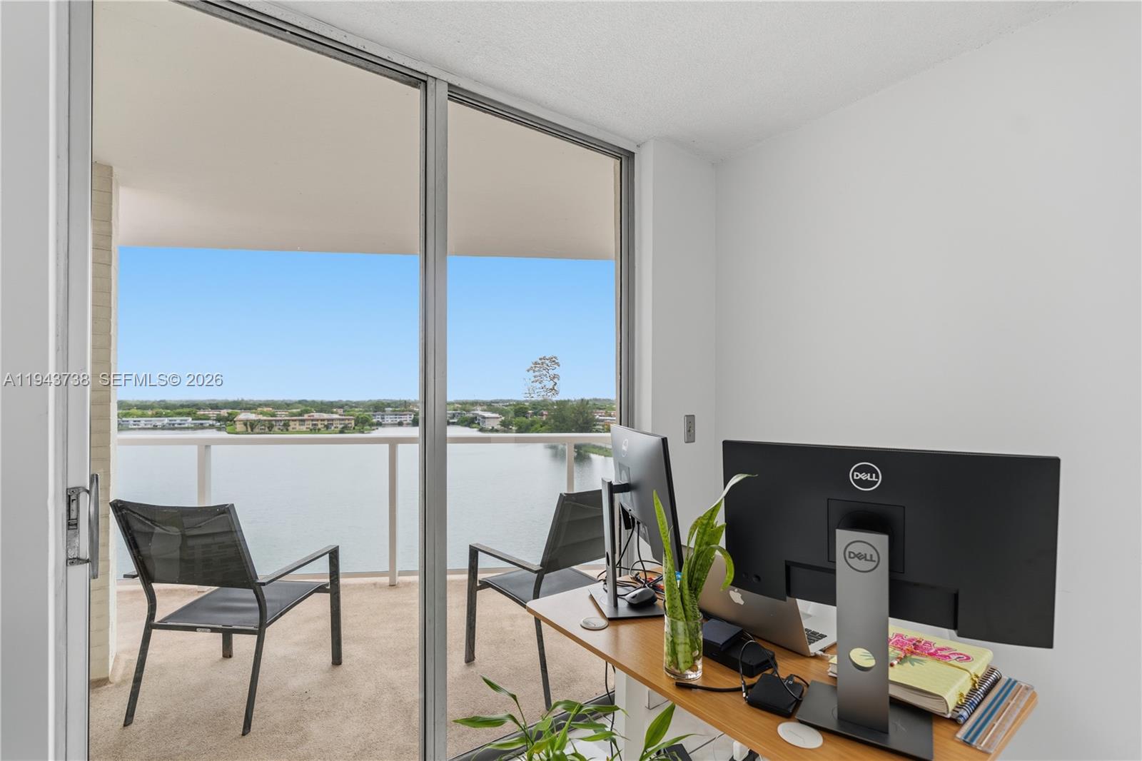Ver detalles 806E 2 / 2 1140 sq. ft. $ 2026-02-09 0 foto