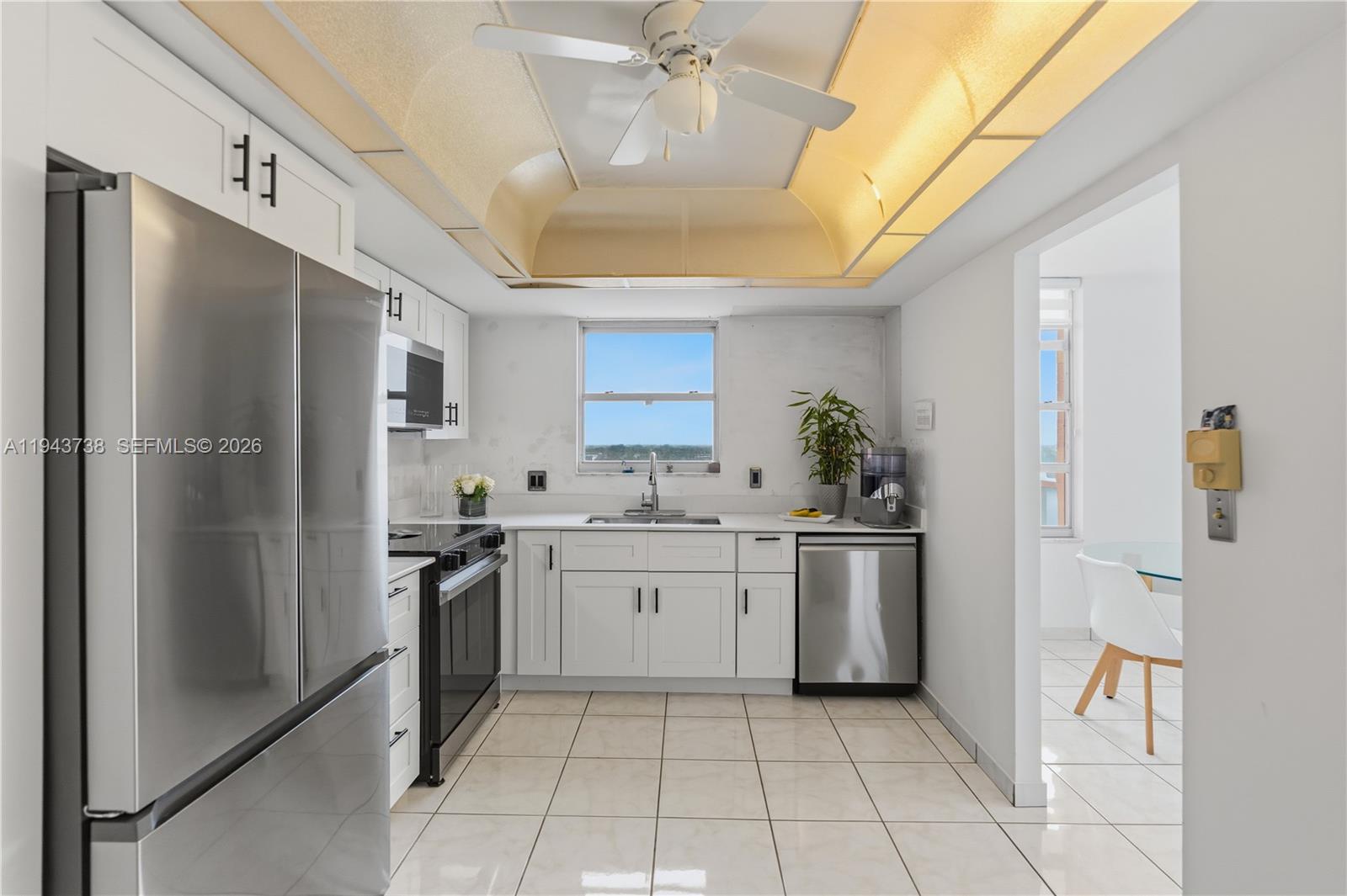 Ver detalles 806E 2 / 2 1140 sq. ft. $ 2026-02-09 0 foto