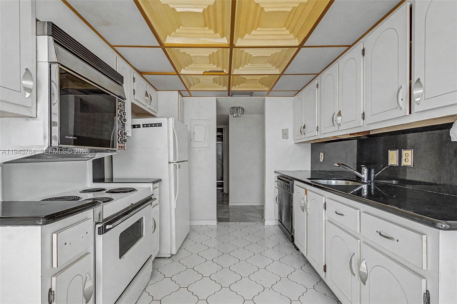 Photo of 1865 Ocean Dr  #14M, Hallandale Beach, Florida, 33009 - 