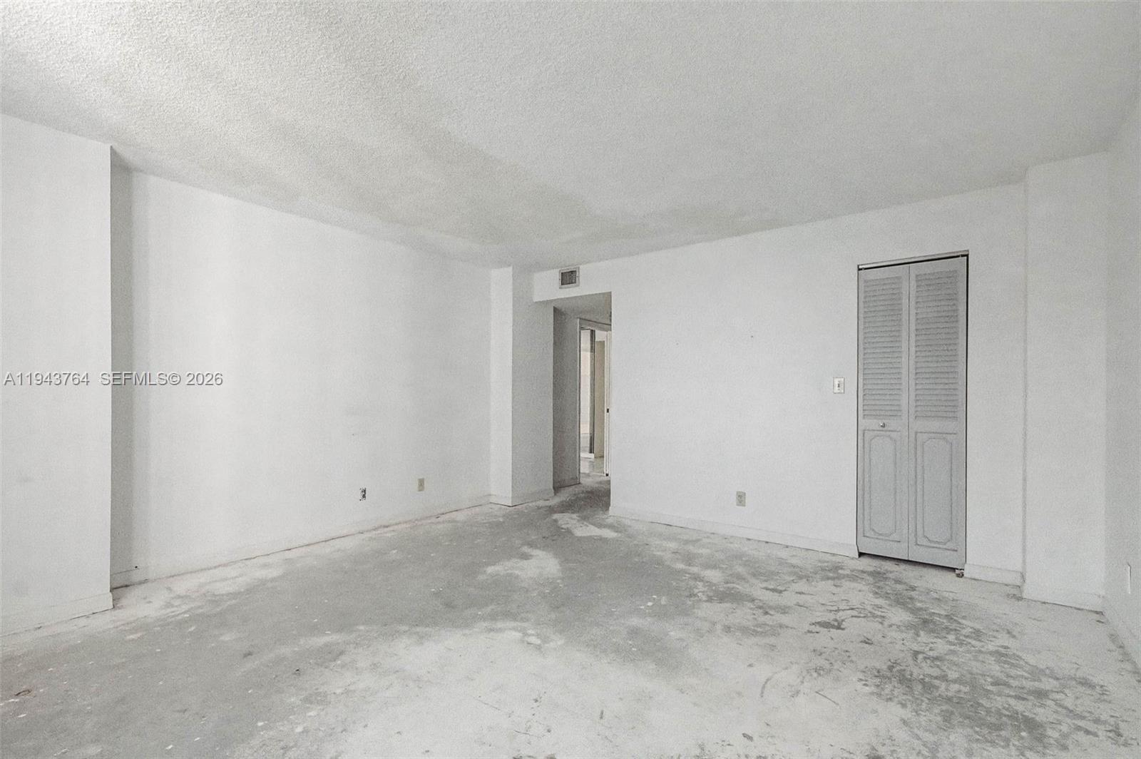 Photo of 1865 Ocean Dr  #14M, Hallandale Beach, Florida, 33009 - 