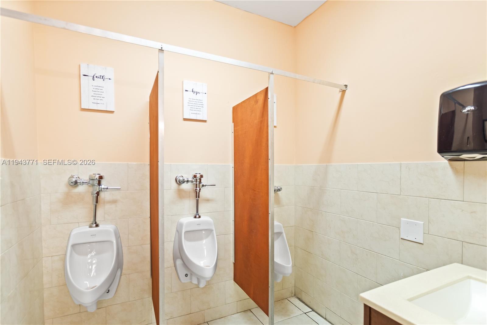 Подробнее / кв.футов $ 2026-01-12 0 Фото