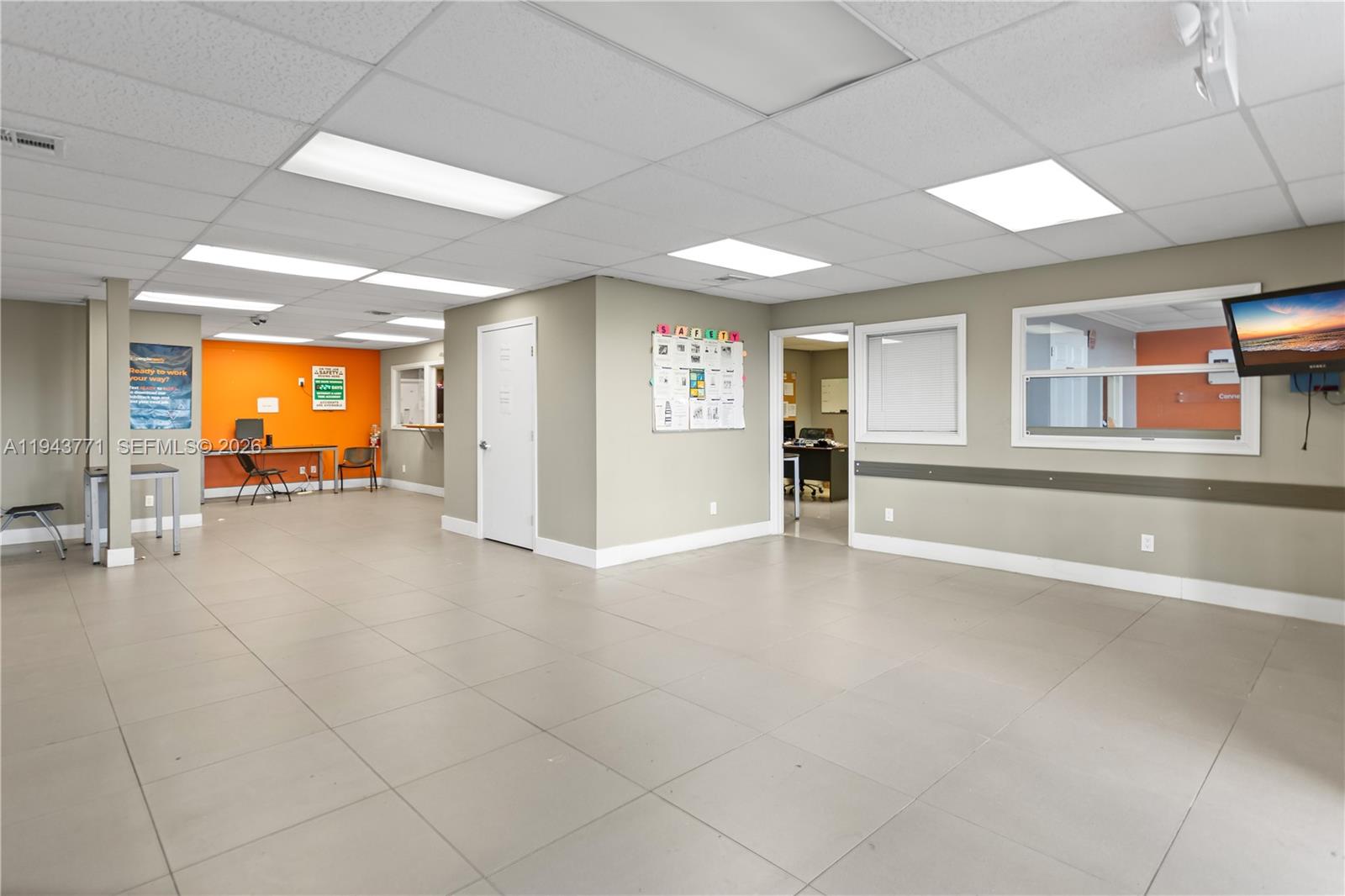 Подробнее / кв.футов $ 2026-01-12 0 Фото