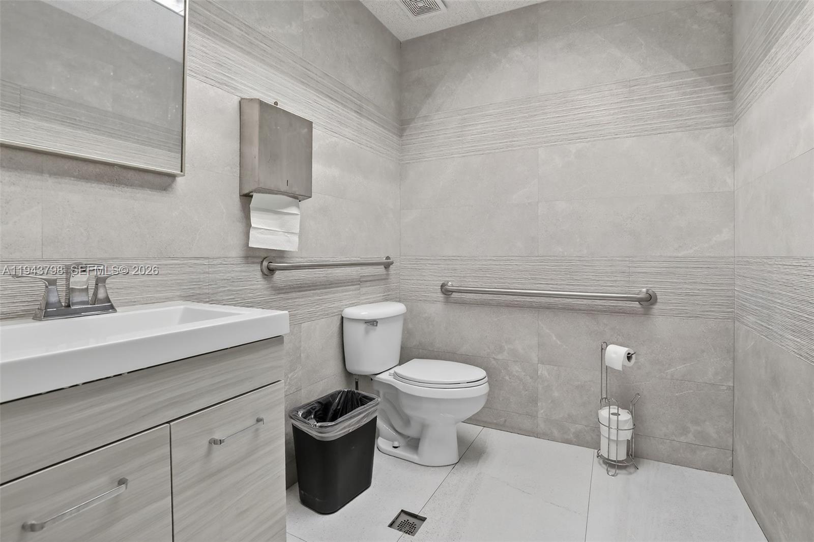   /   sq. ft. $ 2026-01-12 0 Photo