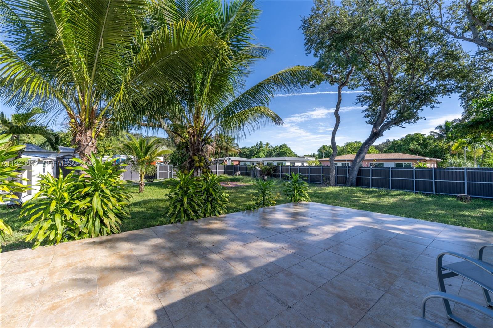   /   sq. ft. $ 2026-01-12 0 foto