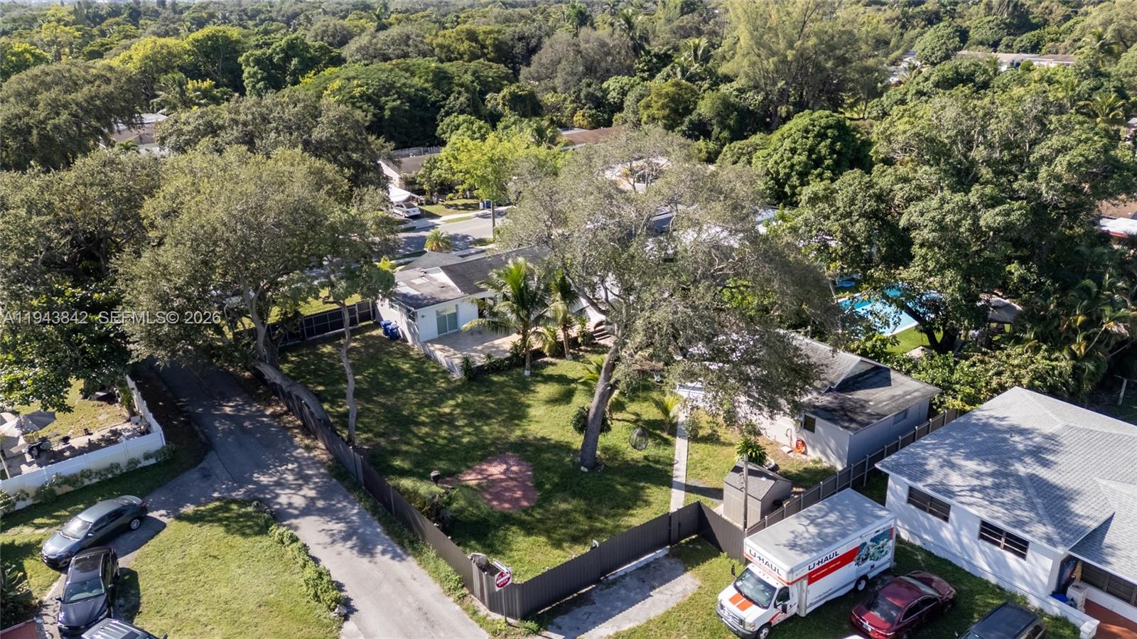   /   sq. ft. $ 2026-01-12 0 foto