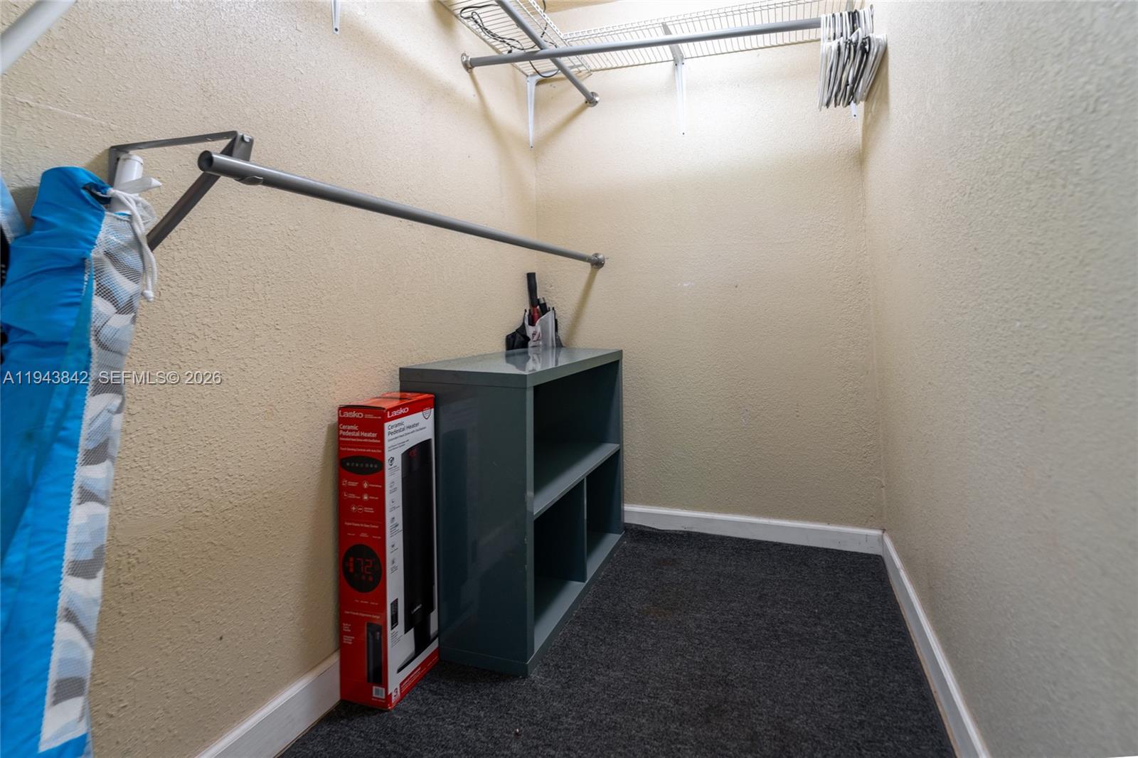   /   sq. ft. $ 2026-01-12 0 foto