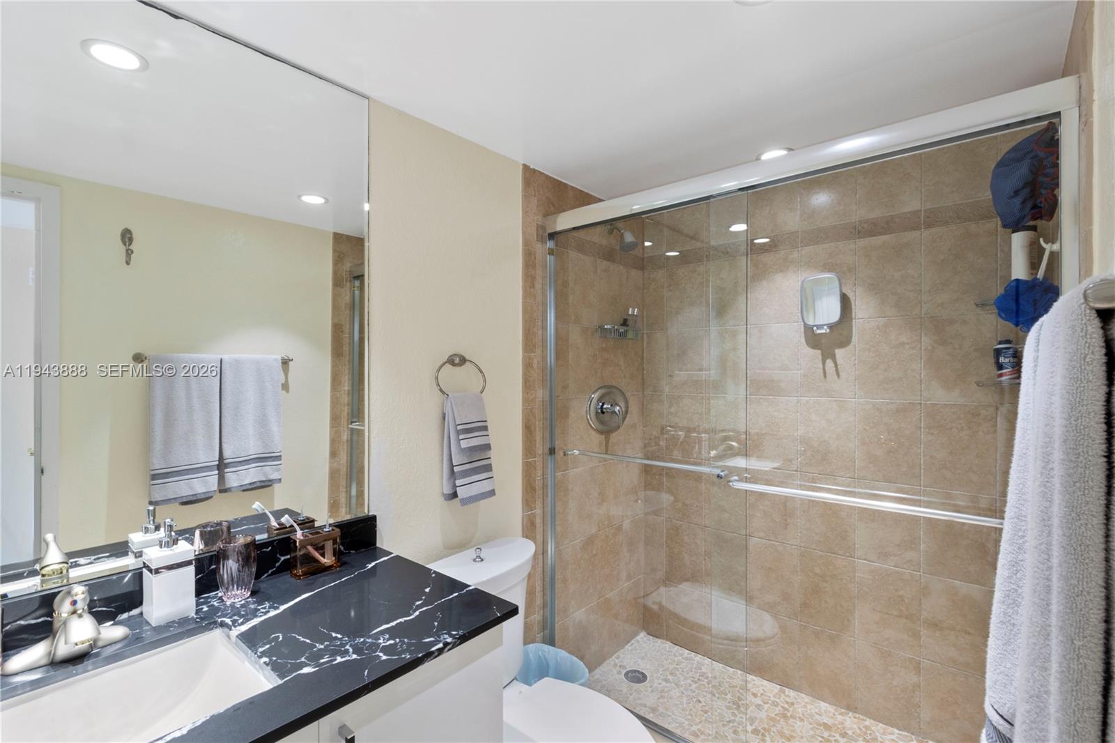 Photo of 2030 Ocean Dr  #1820, Hallandale Beach, Florida, 33009 - 