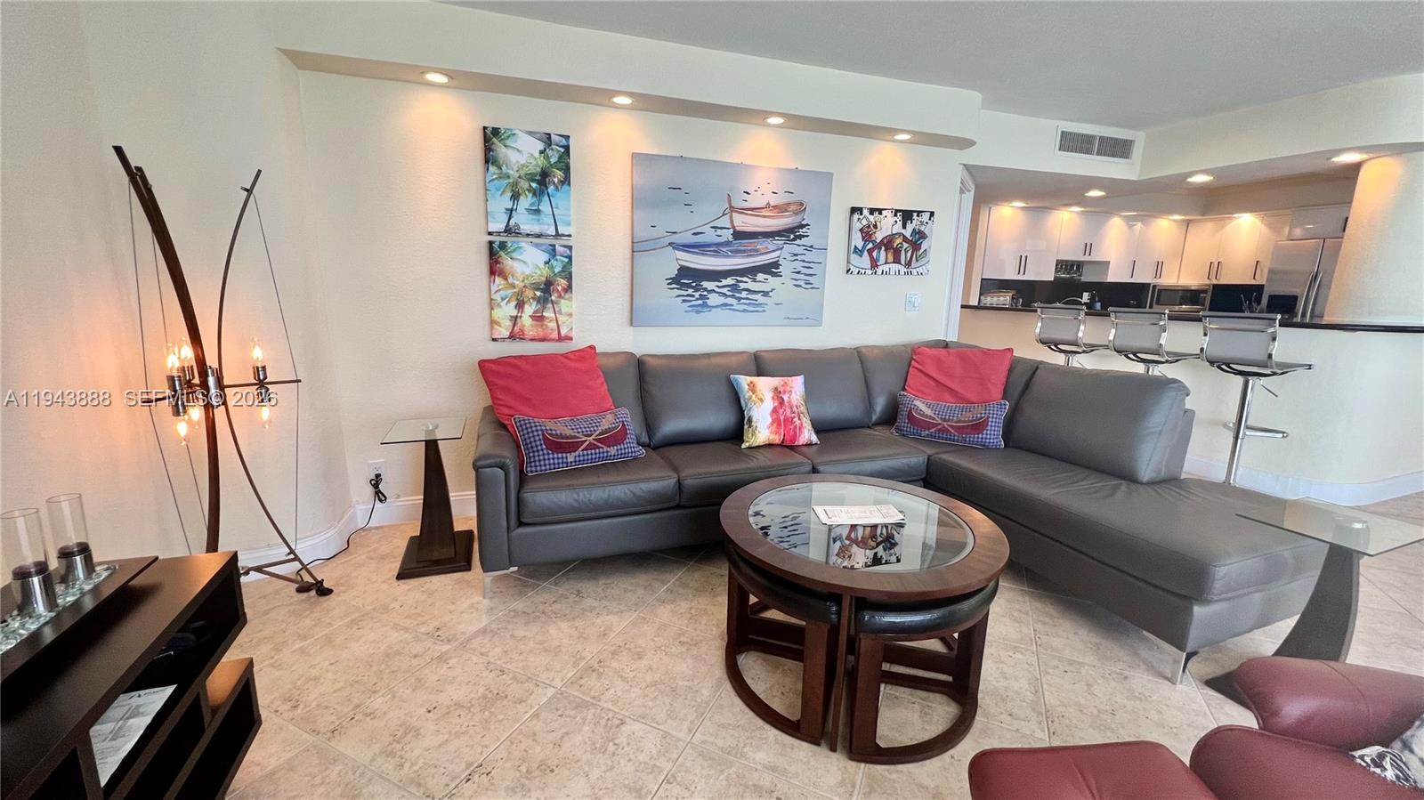 Photo of 2030 Ocean Dr  #1820, Hallandale Beach, Florida, 33009 - 