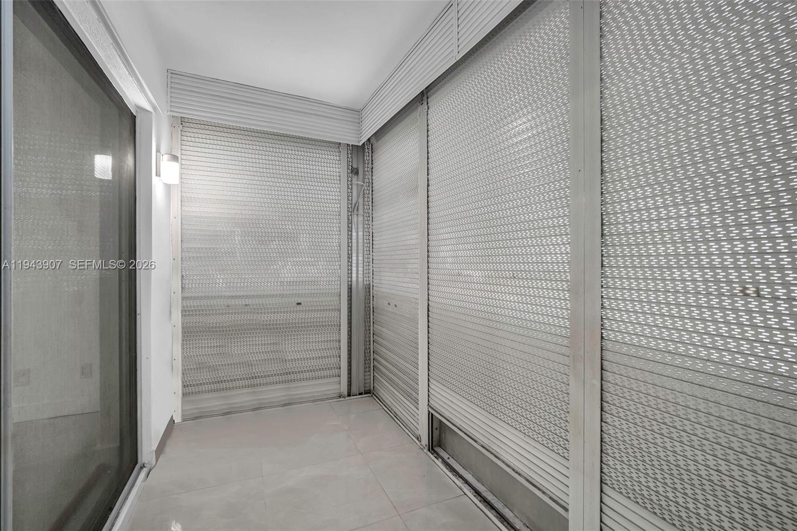 102 2 / 2 899 sq. ft. $ 2026-01-12 0 Photo